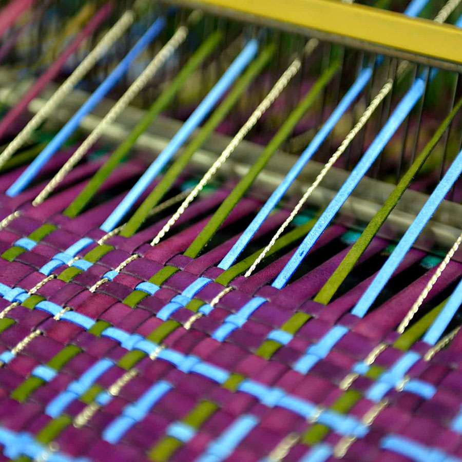 Sac à main en cuir tressé et cuivre "Cistella" Venise