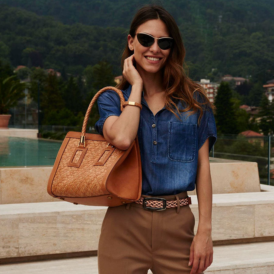 Braided Leather and Copper Handbag "Cistella"